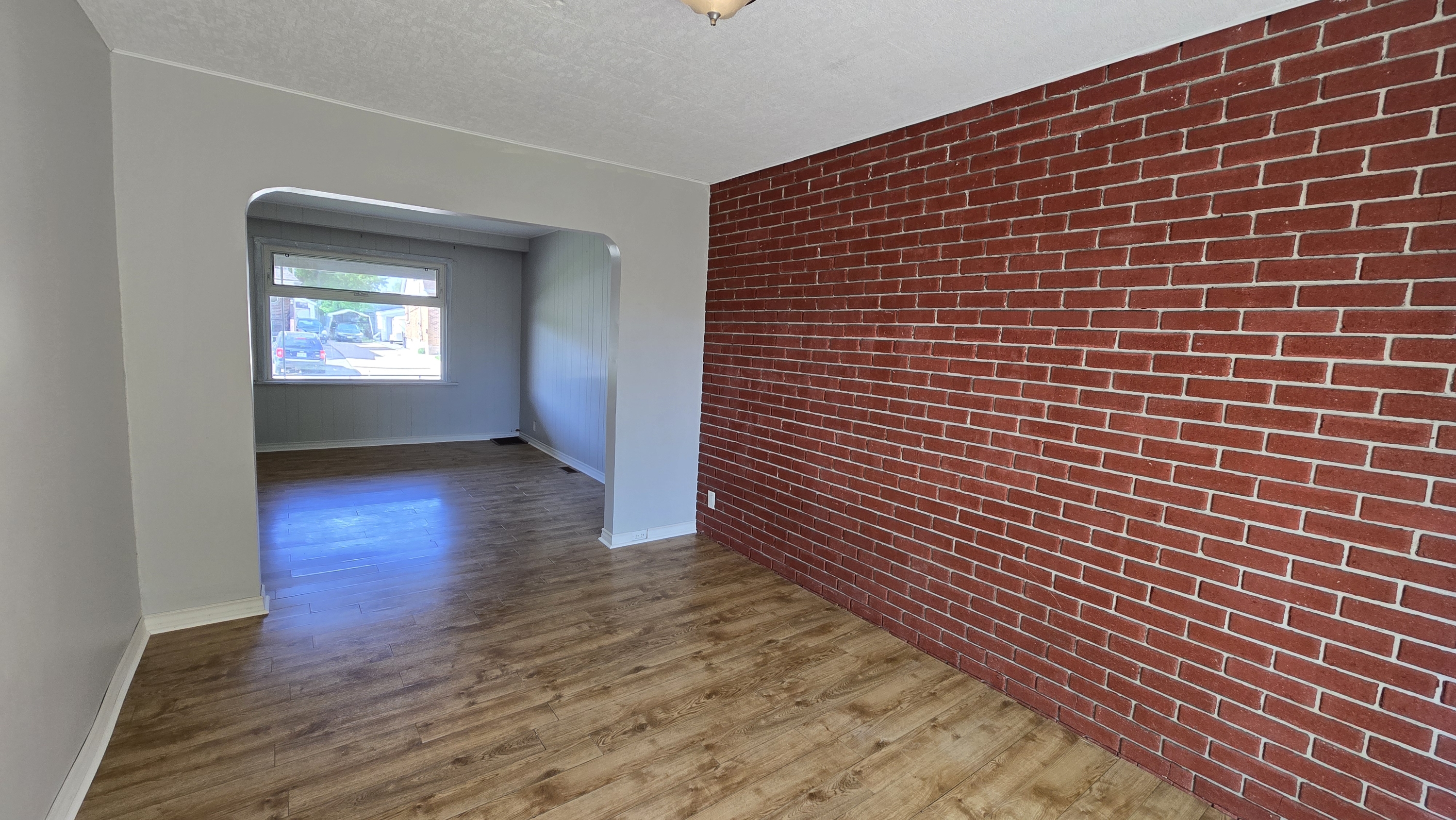 965 Dunsmure Road