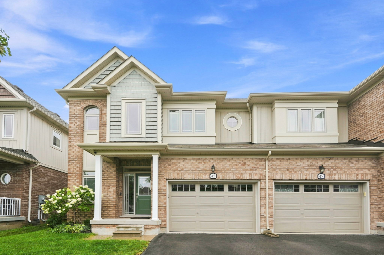 45 Dominion Crescent